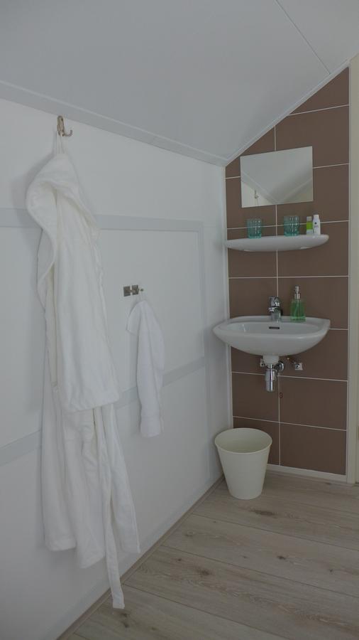 Halte 46 Weert Bed & Breakfast Exterior foto